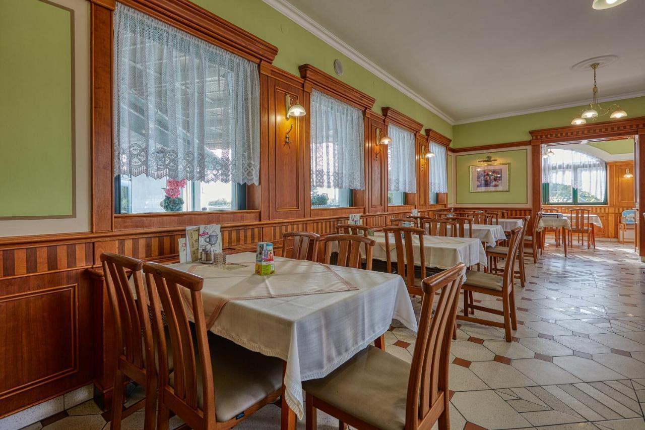 Bed and breakfast Tercia Kophaza Panzio B Extérieur photo